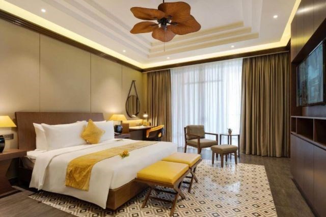 Phòng Deluxe Double & Twin City View